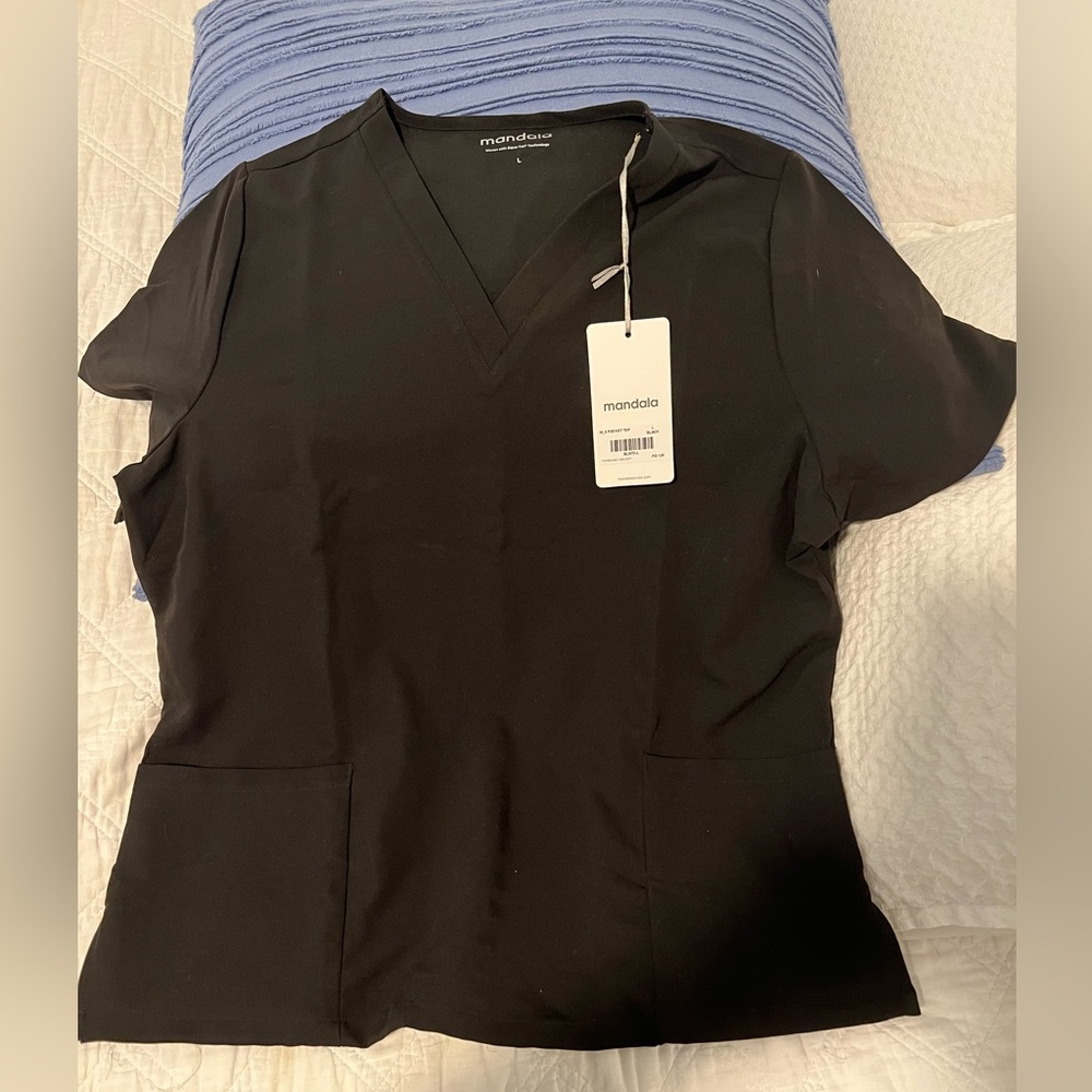 Mandala Women’s Scrub Top